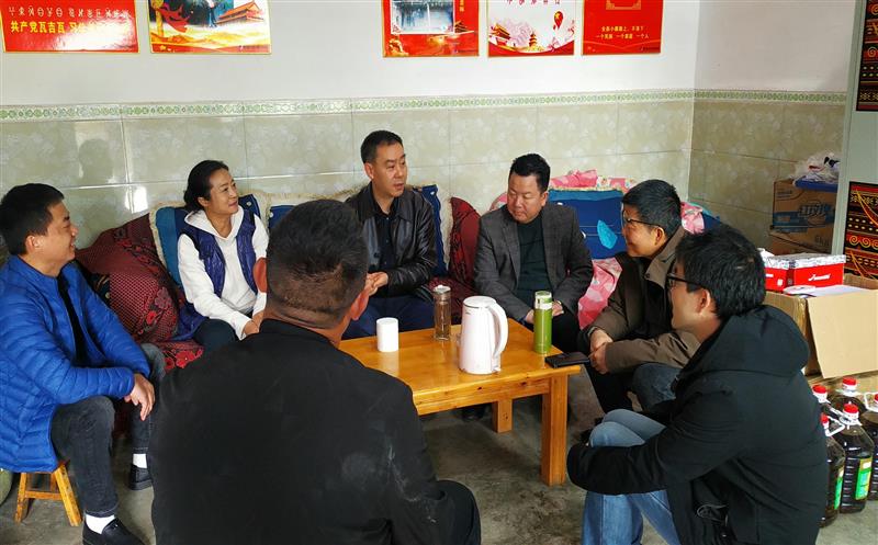 ����У��ί�������һ�е�������˹���� ����忪չ��ƶ�������