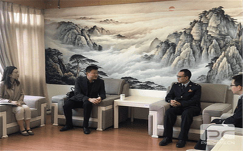ұ��������˾���½���˰��־�����̸