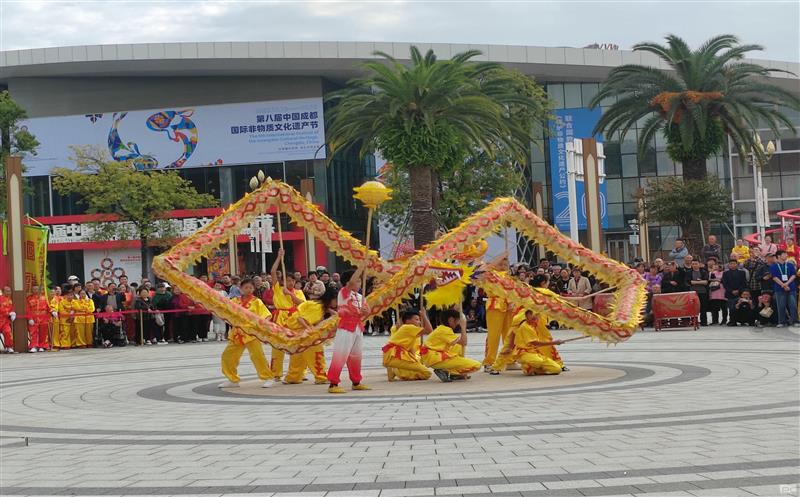  �ɶ�̽����ҷֻῪչ�����ܷ������������йŰ��Ļ��������˶�