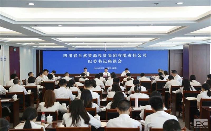 �����ٿ���ί�����̸��