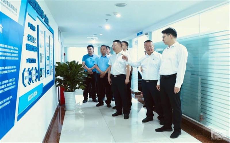 �����쵼���в���ֱ����ҵ