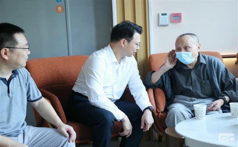 �����쵼�߷�ο�����ݸɲ�